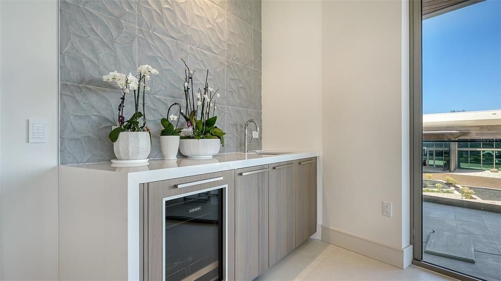 En Renta: $18,000 (2 camas, 2 baños, 2143 Pies cuadrados)