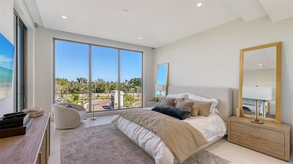 En Renta: $18,000 (2 camas, 2 baños, 2143 Pies cuadrados)