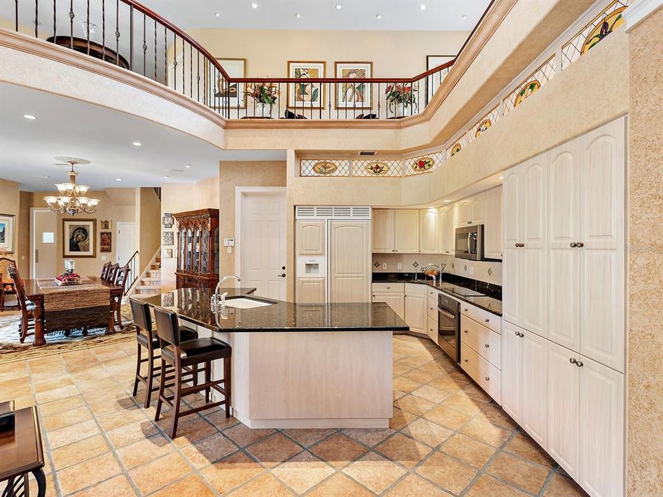 На продажу: $3,200,000 (4 спален, 5 ванн, 5137 Квадратных фут)