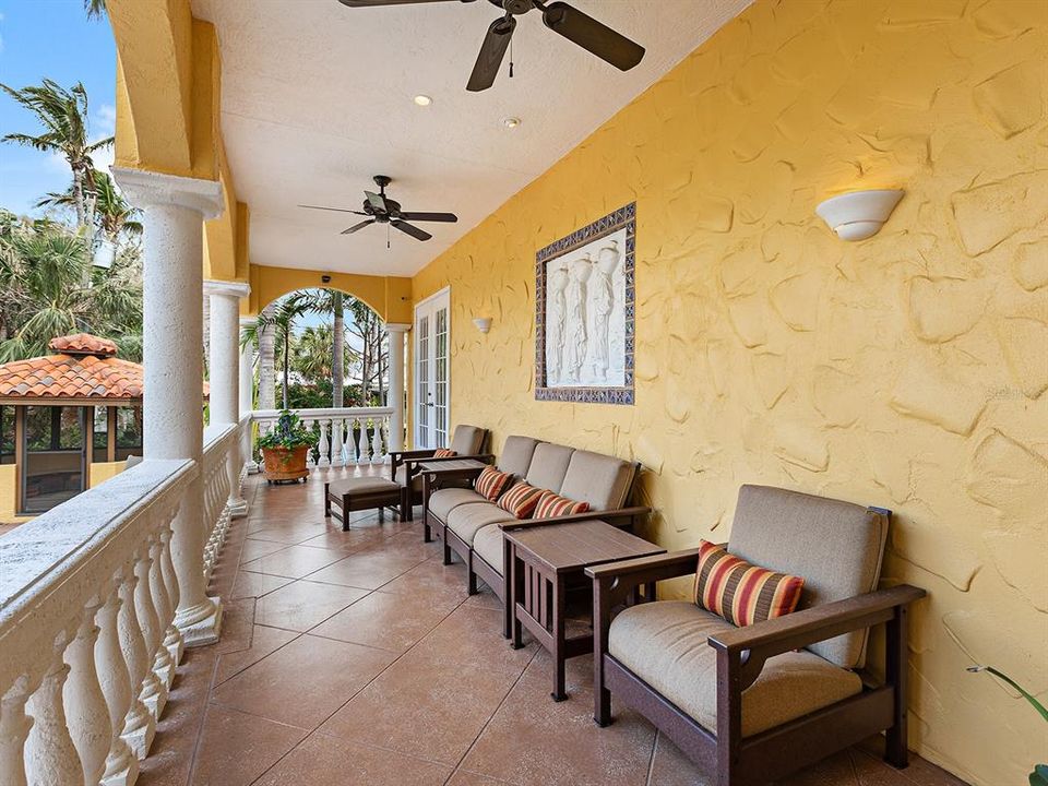 На продажу: $3,200,000 (4 спален, 5 ванн, 5137 Квадратных фут)