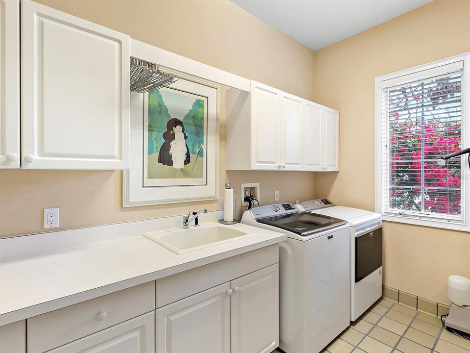 На продажу: $3,200,000 (4 спален, 5 ванн, 5137 Квадратных фут)