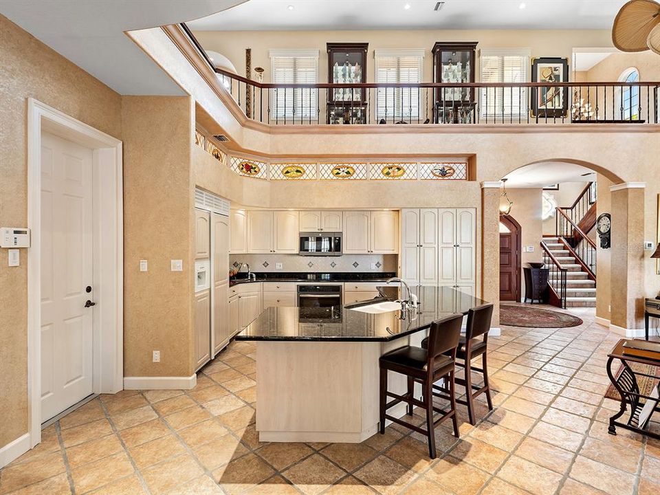 На продажу: $3,200,000 (4 спален, 5 ванн, 5137 Квадратных фут)