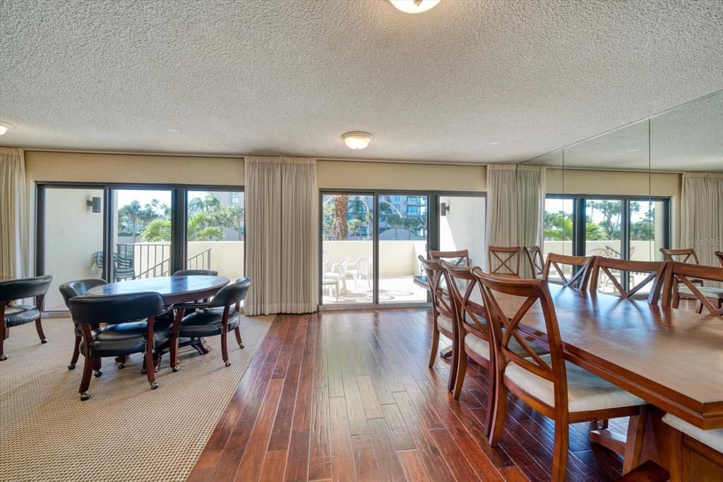 For Sale: $959,000 (2 beds, 2 baths, 1619 Square Feet)