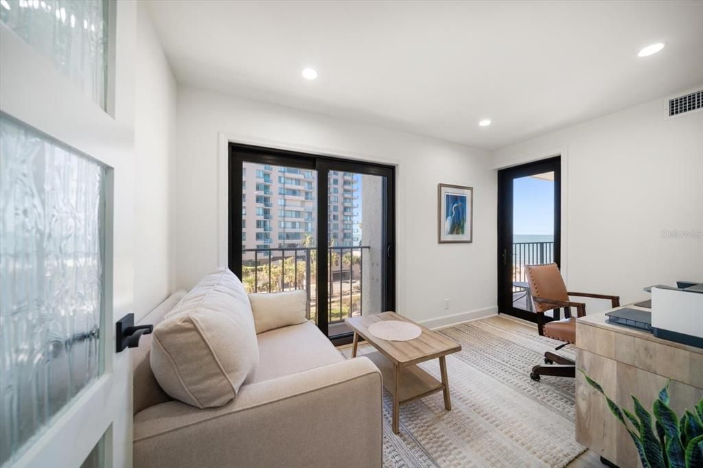 For Sale: $959,000 (2 beds, 2 baths, 1619 Square Feet)