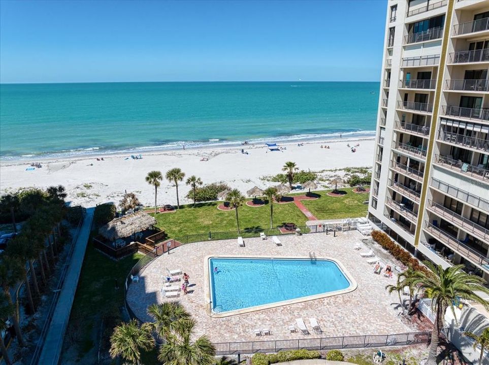 For Sale: $959,000 (2 beds, 2 baths, 1619 Square Feet)