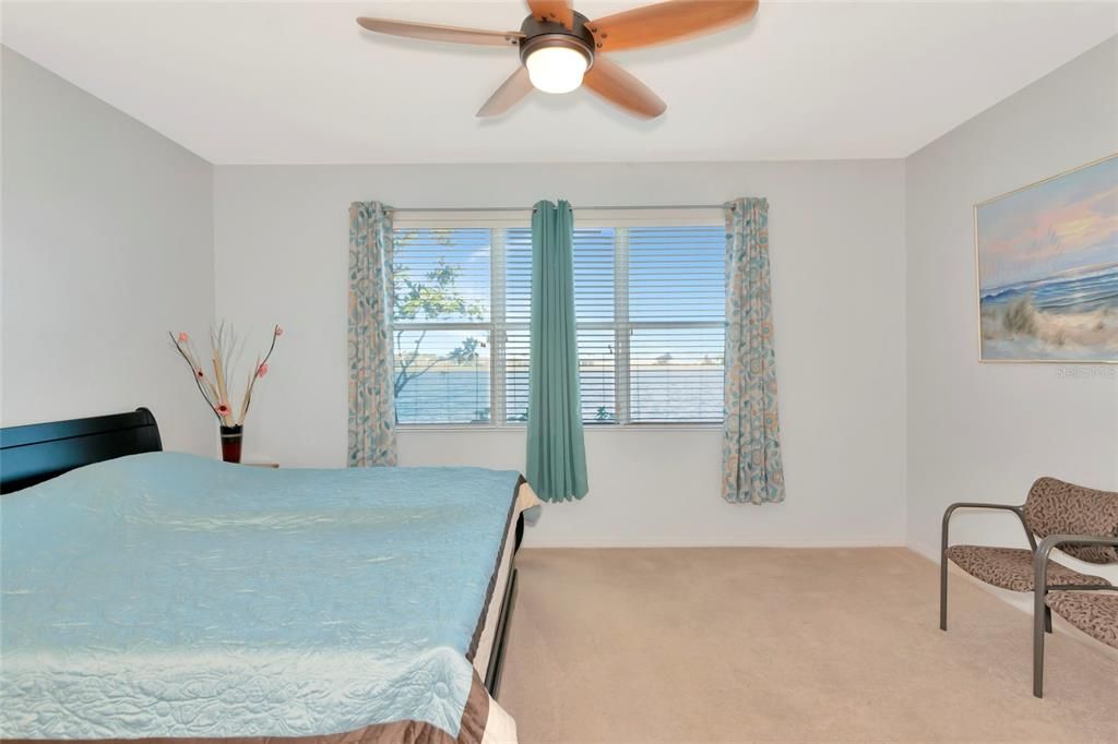 待售: $335,000 (3 贝兹, 2 浴室, 2023 平方英尺)