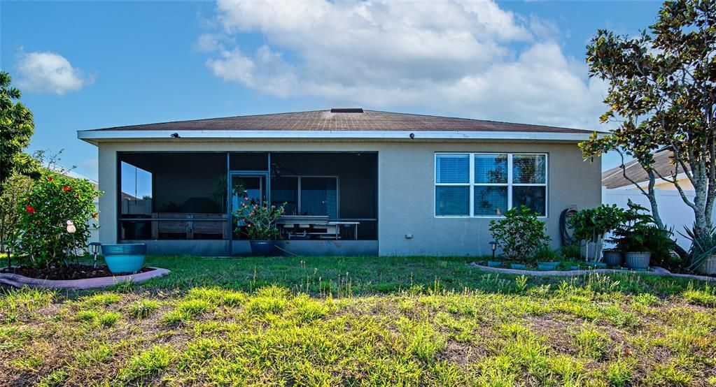 待售: $335,000 (3 贝兹, 2 浴室, 2023 平方英尺)