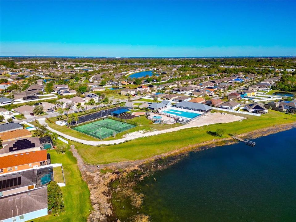 待售: $335,000 (3 贝兹, 2 浴室, 2023 平方英尺)