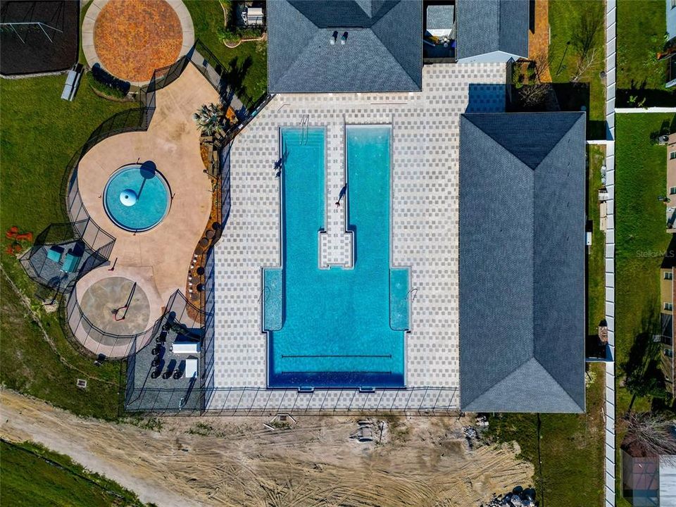 待售: $335,000 (3 贝兹, 2 浴室, 2023 平方英尺)