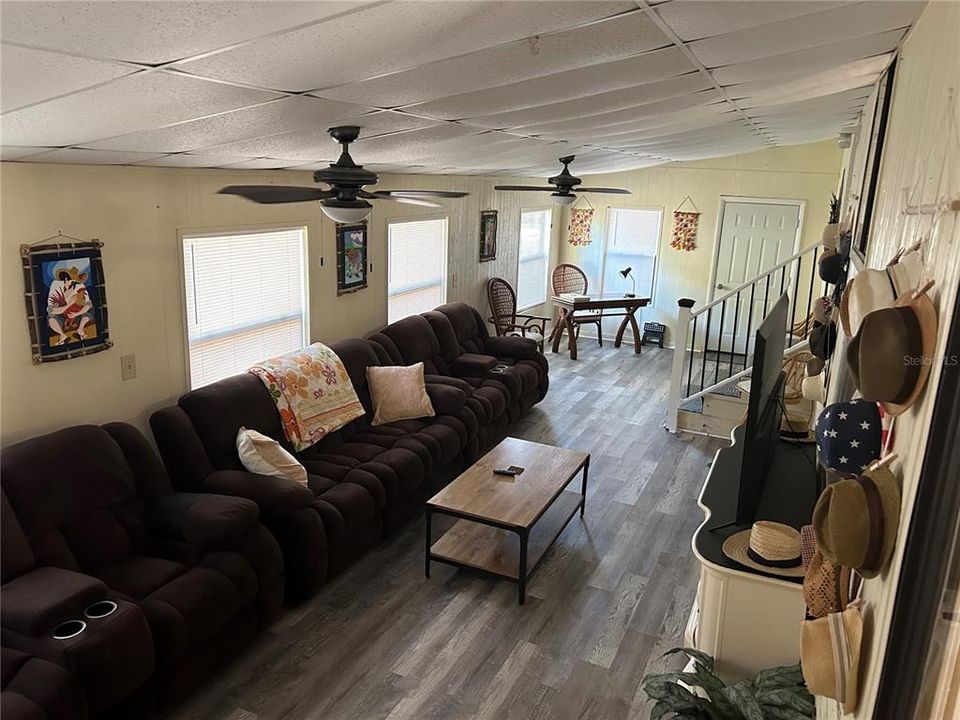 For Rent: $2,225 (2 beds, 2 baths, 1792 Square Feet)