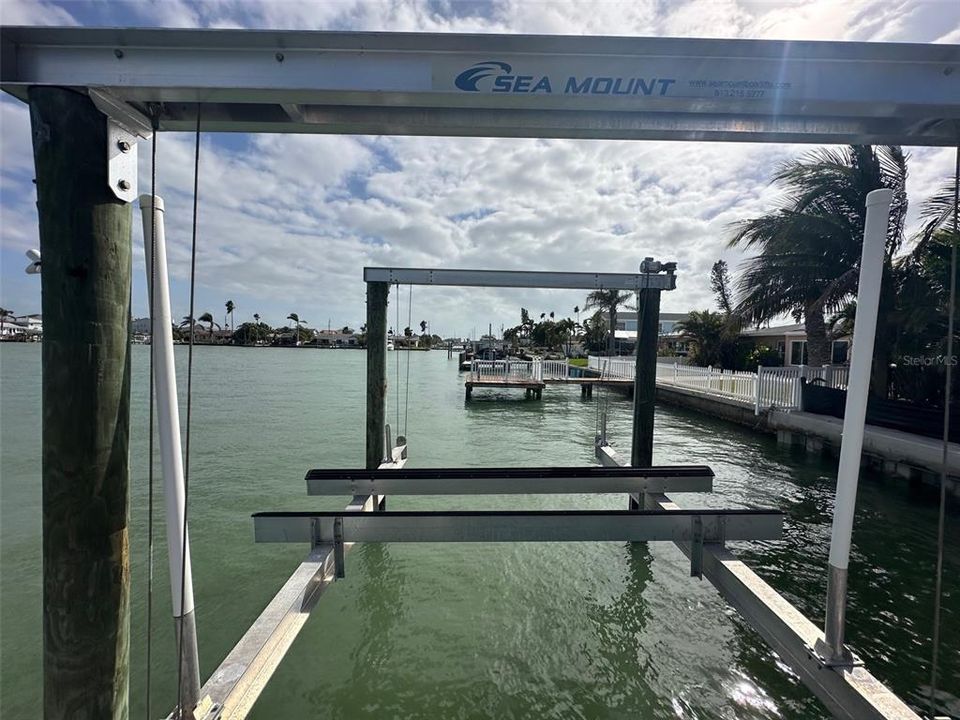 待售: $3,975,000 (4 贝兹, 4 浴室, 4501 平方英尺)