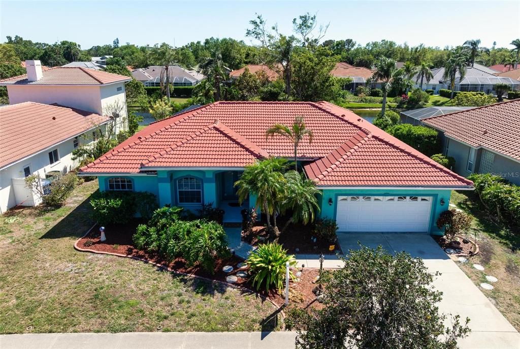 Недавно продано: $650,000 (4 спален, 3 ванн, 2397 Квадратных фут)