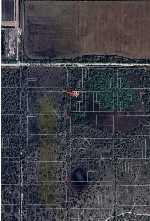 На продажу: $9,900 (0.80 acres)