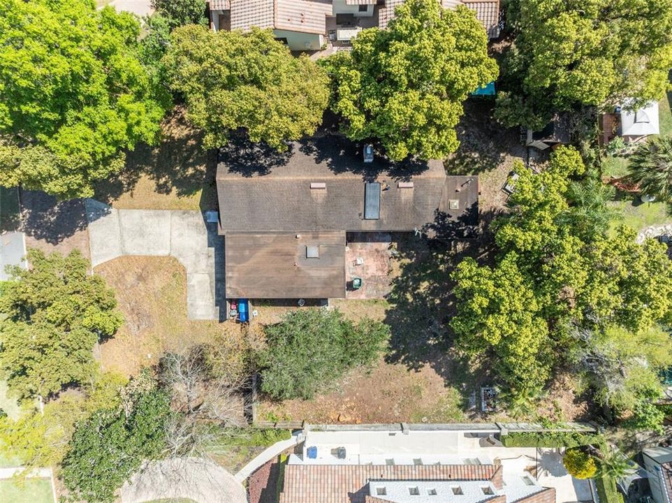Activo con contrato: $1,475,000 (0.31 acres)
