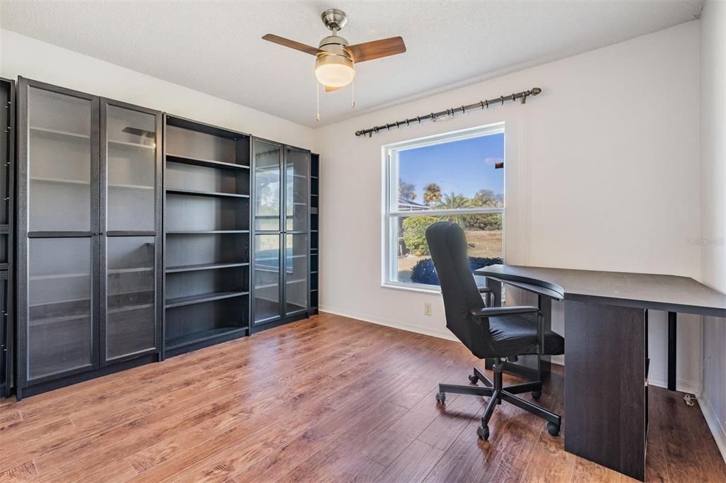 For Sale: $274,900 (3 beds, 2 baths, 1322 Square Feet)