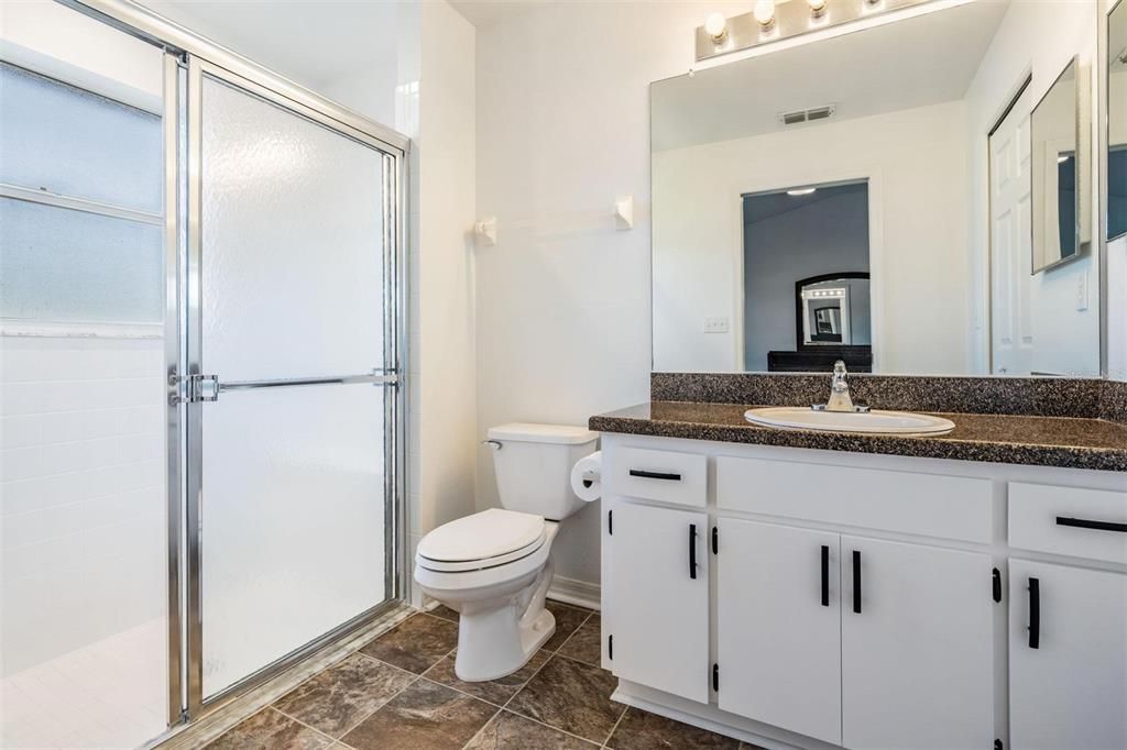 For Sale: $274,900 (3 beds, 2 baths, 1322 Square Feet)