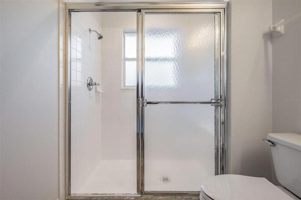 For Sale: $274,900 (3 beds, 2 baths, 1322 Square Feet)