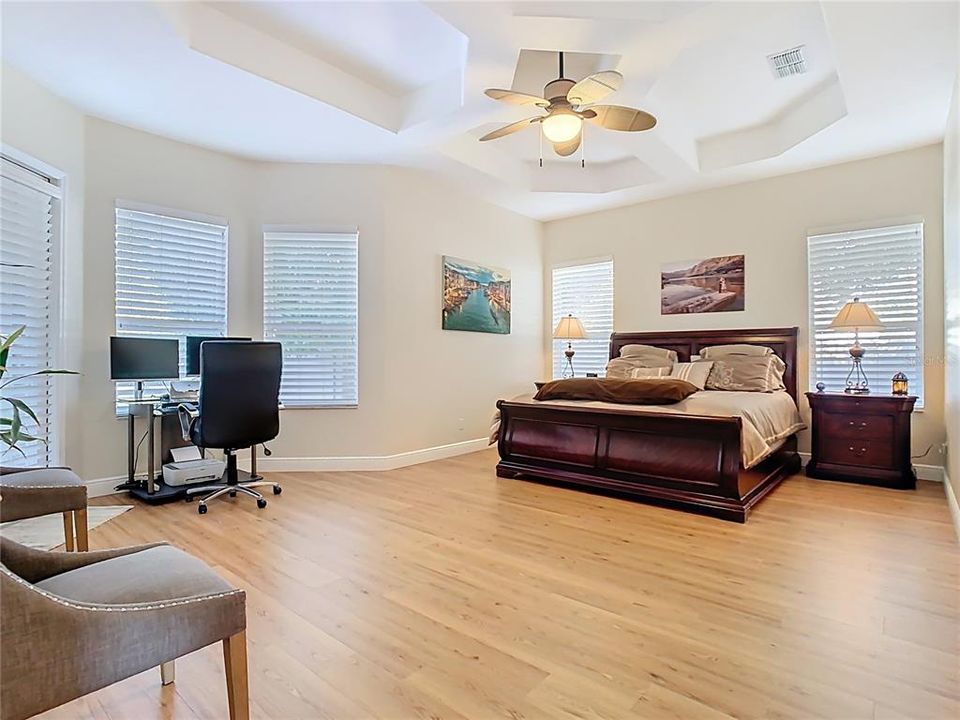 Active With Contract: $735,000 (5 beds, 4 baths, 3300 Square Feet)