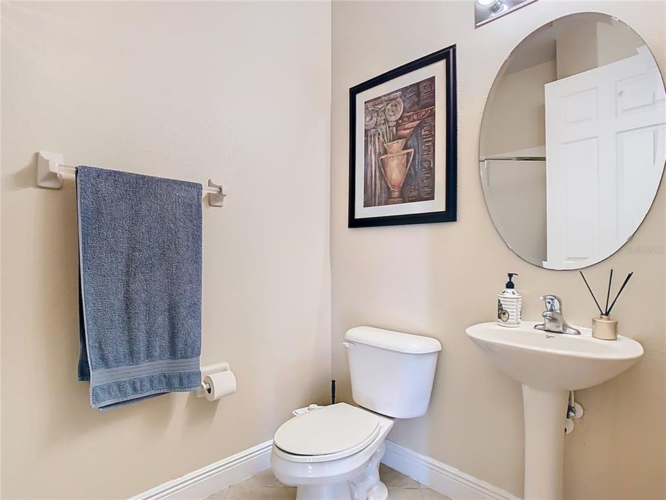 Active With Contract: $735,000 (5 beds, 4 baths, 3300 Square Feet)