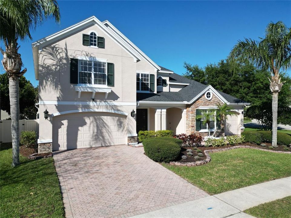 Active With Contract: $735,000 (5 beds, 4 baths, 3300 Square Feet)