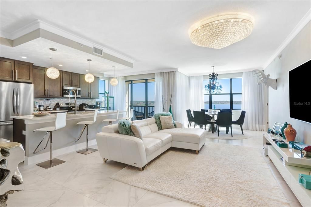 For Sale: $469,999 (3 beds, 3 baths, 1568 Square Feet)