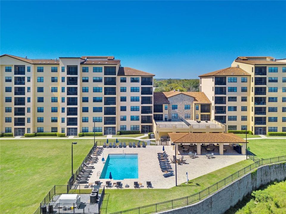 For Sale: $469,999 (3 beds, 3 baths, 1568 Square Feet)