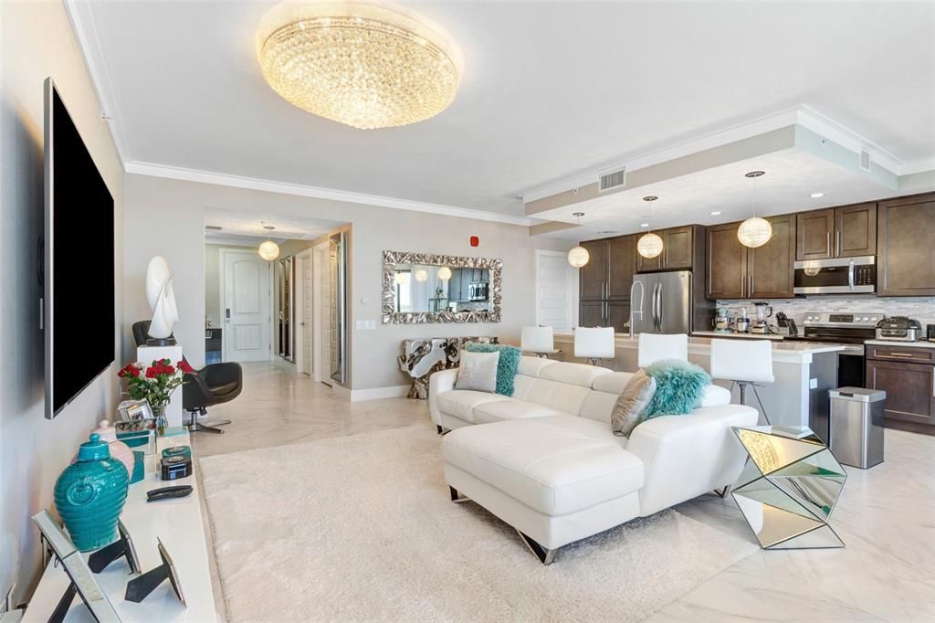 For Sale: $469,999 (3 beds, 3 baths, 1568 Square Feet)