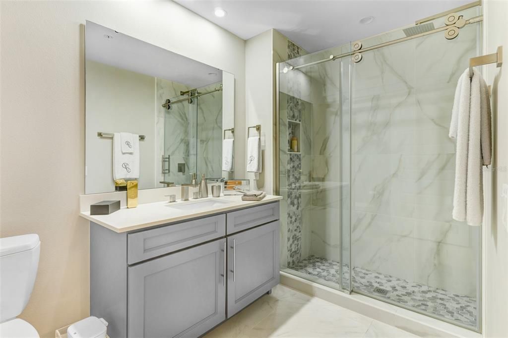 For Sale: $469,999 (3 beds, 3 baths, 1568 Square Feet)