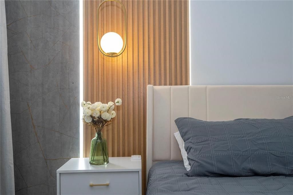 待售: $998,000 (5 贝兹, 5 浴室, 1918 平方英尺)