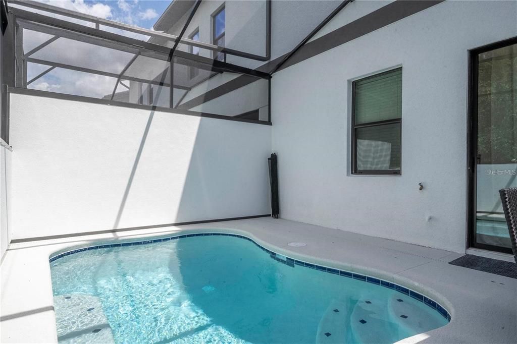 待售: $998,000 (5 贝兹, 5 浴室, 1918 平方英尺)