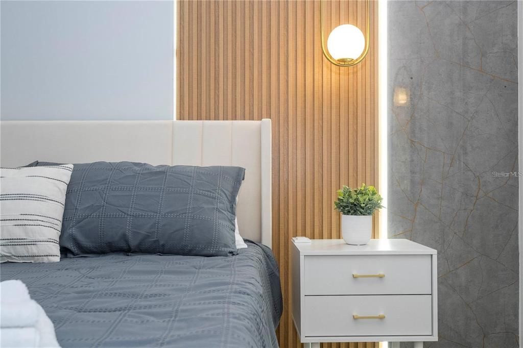 待售: $998,000 (5 贝兹, 5 浴室, 1918 平方英尺)