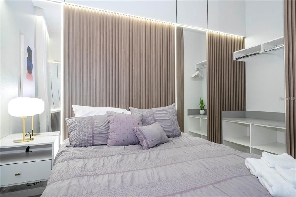 待售: $998,000 (5 贝兹, 5 浴室, 1918 平方英尺)