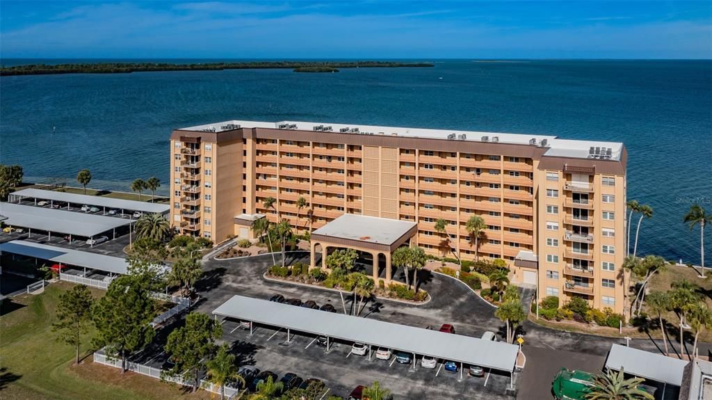 Недавно арендовано: $2,100 (2 спален, 2 ванн, 975 Квадратных фут)