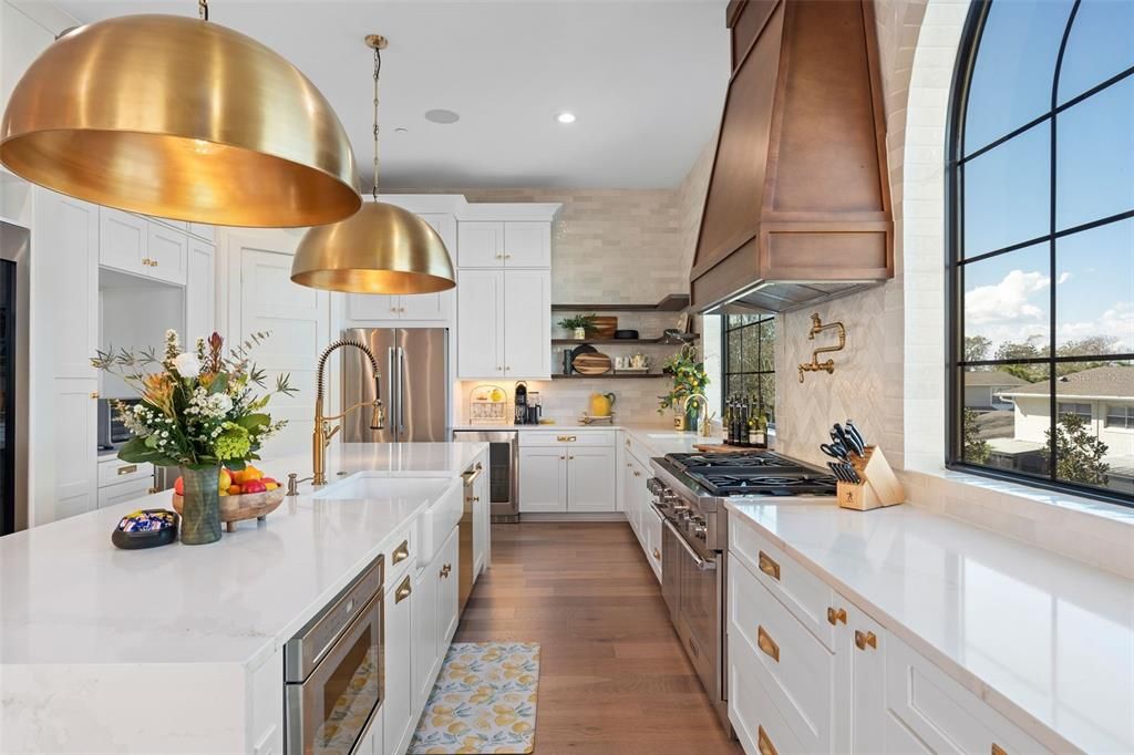 En Venta: $2,180,000 (4 camas, 3 baños, 3836 Pies cuadrados)