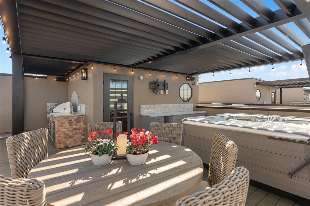 En Venta: $2,180,000 (4 camas, 3 baños, 3836 Pies cuadrados)