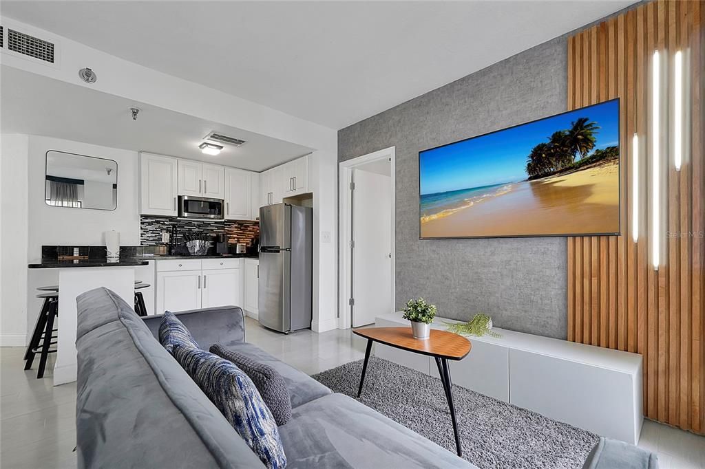 На продажу: $290,000 (2 спален, 2 ванн, 583 Квадратных фут)