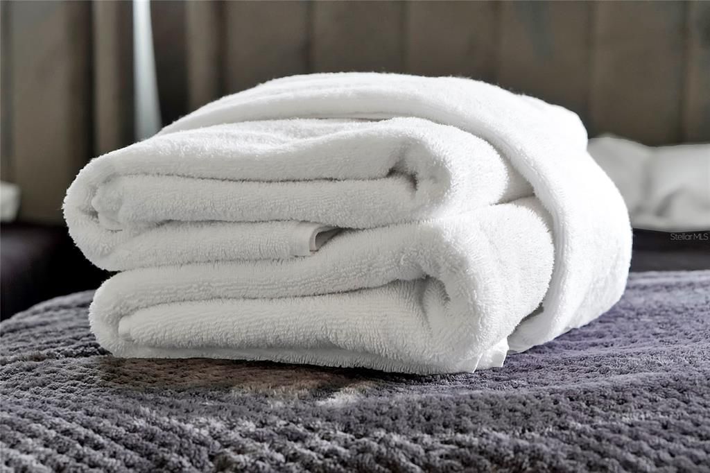 На продажу: $290,000 (2 спален, 2 ванн, 583 Квадратных фут)