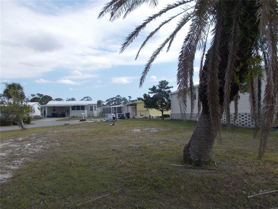 For Sale: $6,000 (0.08 acres)