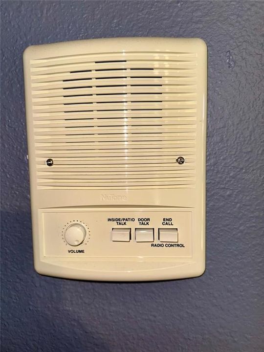 En Venta: $549,900 (3 camas, 2 baños, 2401 Pies cuadrados)