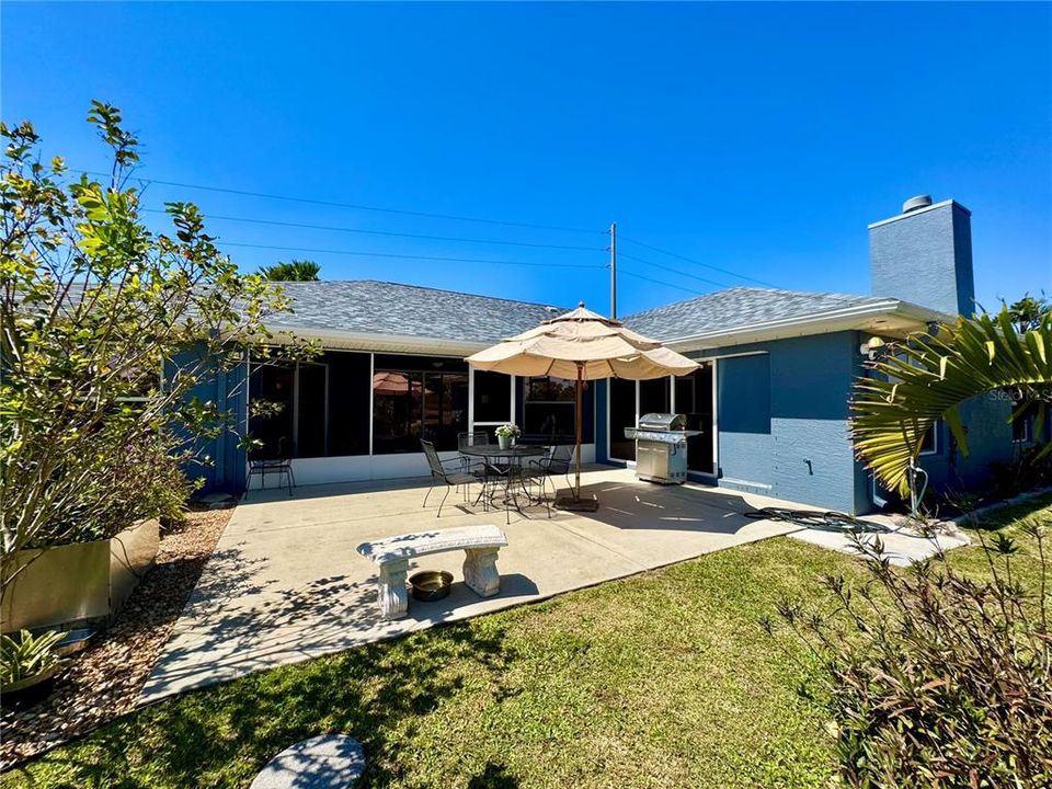 En Venta: $549,900 (3 camas, 2 baños, 2401 Pies cuadrados)