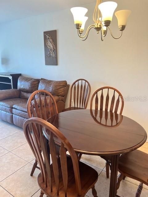 待售: $145,000 (2 贝兹, 2 浴室, 868 平方英尺)