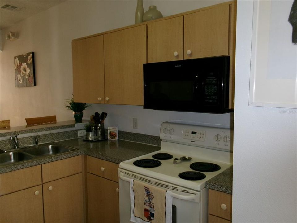 На продажу: $212,900 (3 спален, 2 ванн, 1468 Квадратных фут)