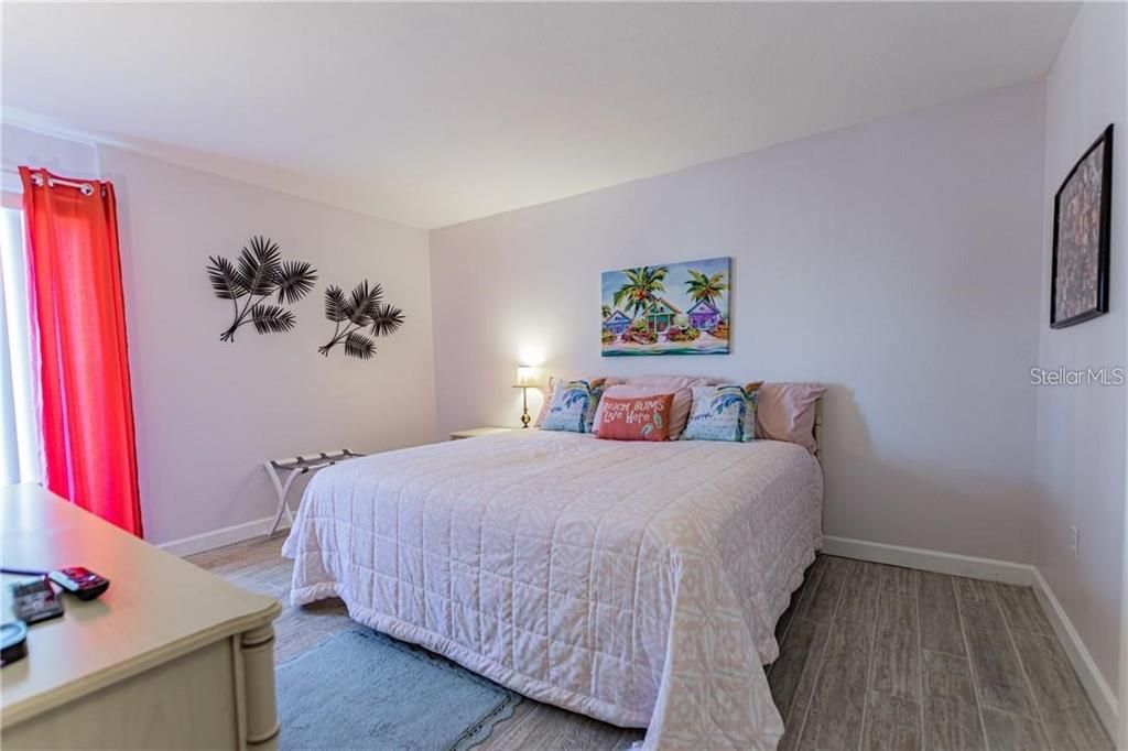 For Rent: $2,540 (2 beds, 2 baths, 1260 Square Feet)