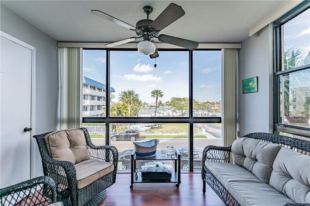 For Rent: $2,540 (2 beds, 2 baths, 1260 Square Feet)