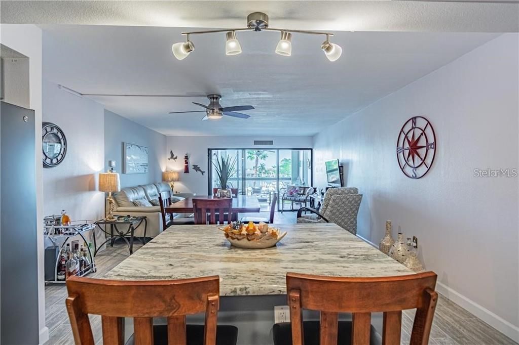 For Rent: $2,540 (2 beds, 2 baths, 1260 Square Feet)