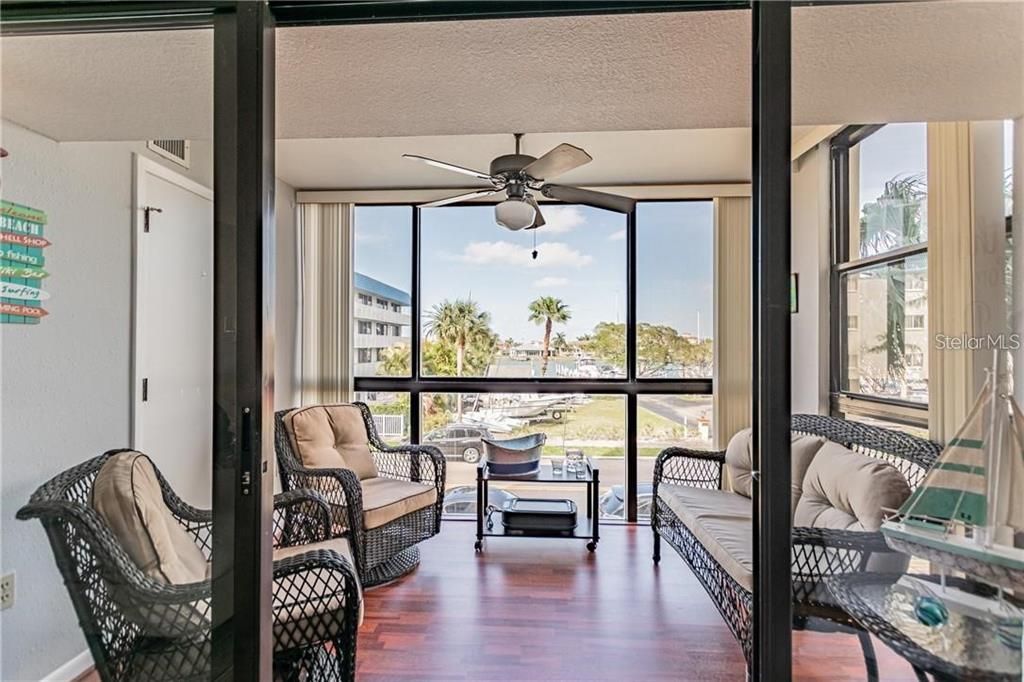 For Rent: $2,540 (2 beds, 2 baths, 1260 Square Feet)