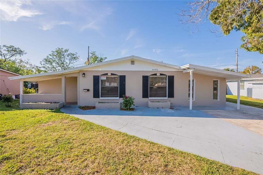 Recently Sold: $280,000 (3 beds, 2 baths, 1494 Square Feet)