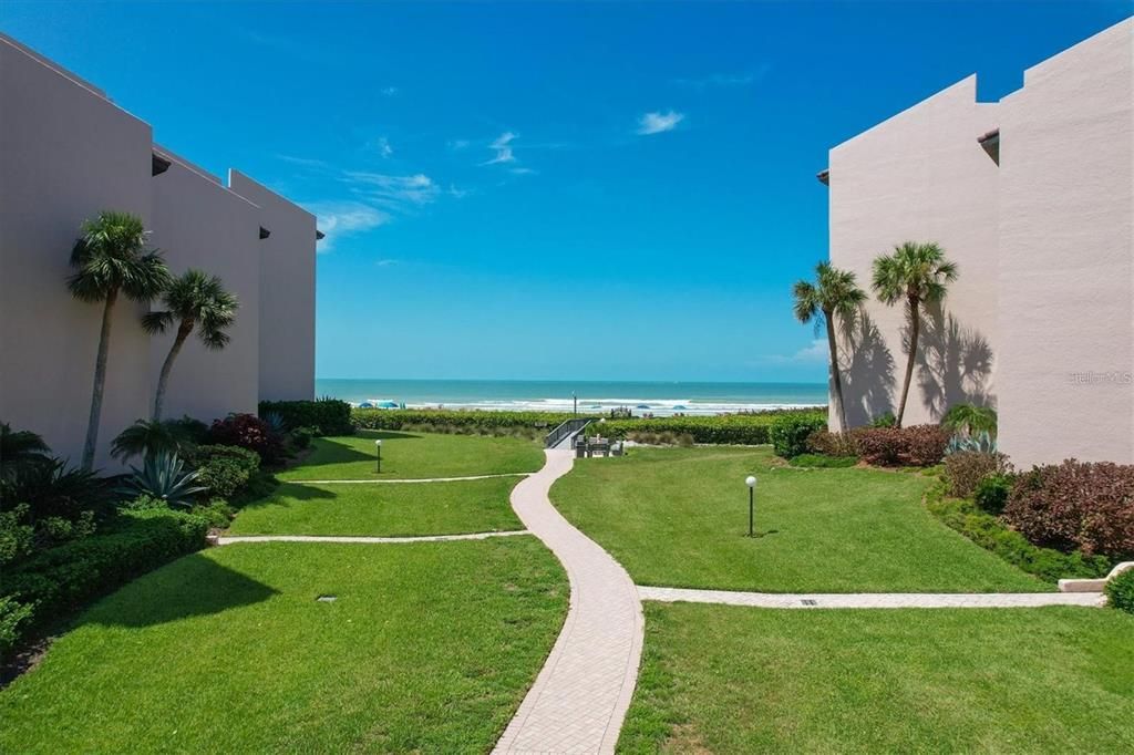 В аренду: $12,000 (2 спален, 2 ванн, 1265 Квадратных фут)