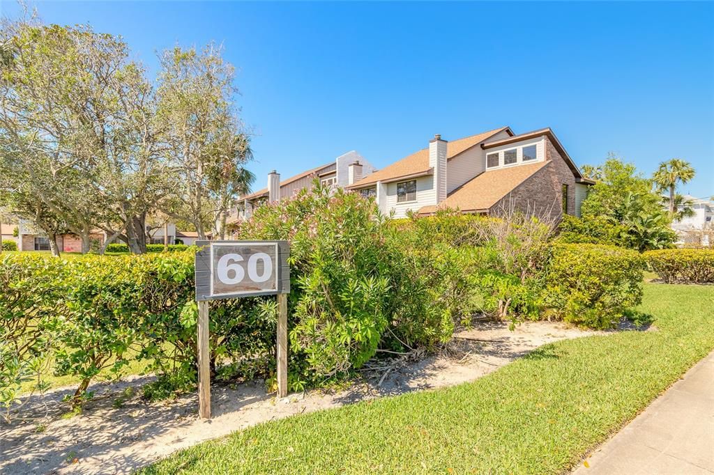 Недавно продано: $329,900 (2 спален, 2 ванн, 1775 Квадратных фут)