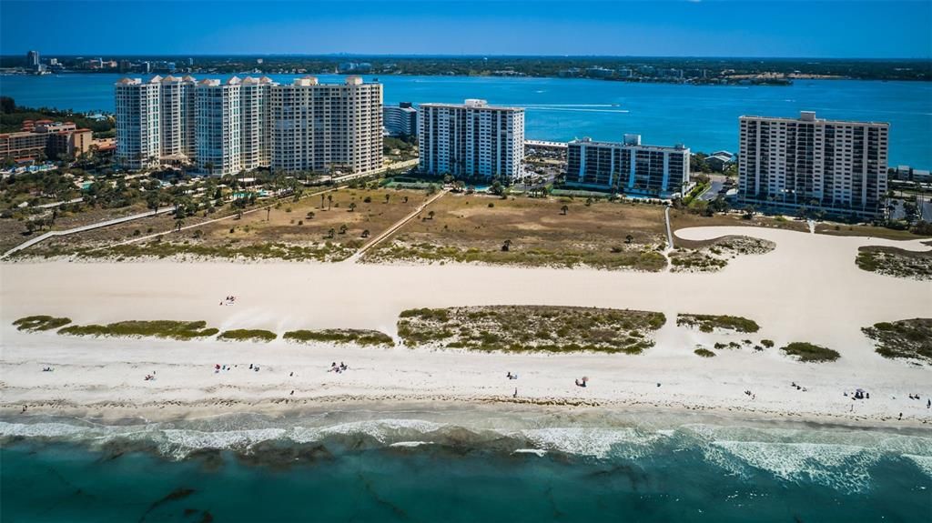 На продажу: $550,000 (2 спален, 2 ванн, 1094 Квадратных фут)